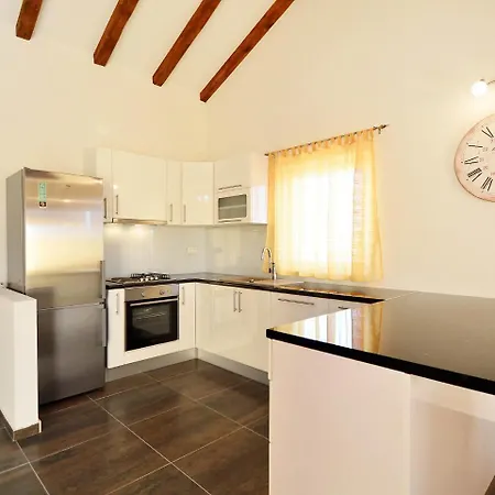 Vesna.4 Apartamento *
