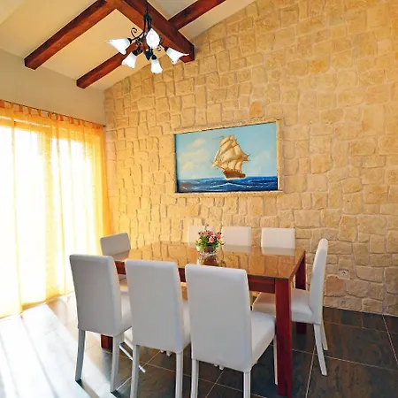 Apartamento Vesna.4 Tribalj